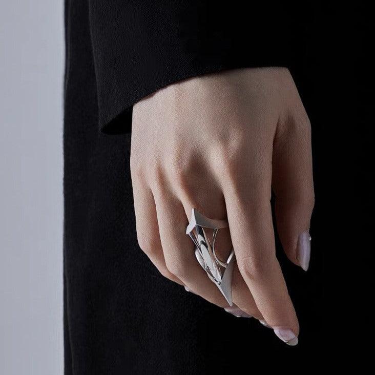 Barbed Fangs Ring - Image 2